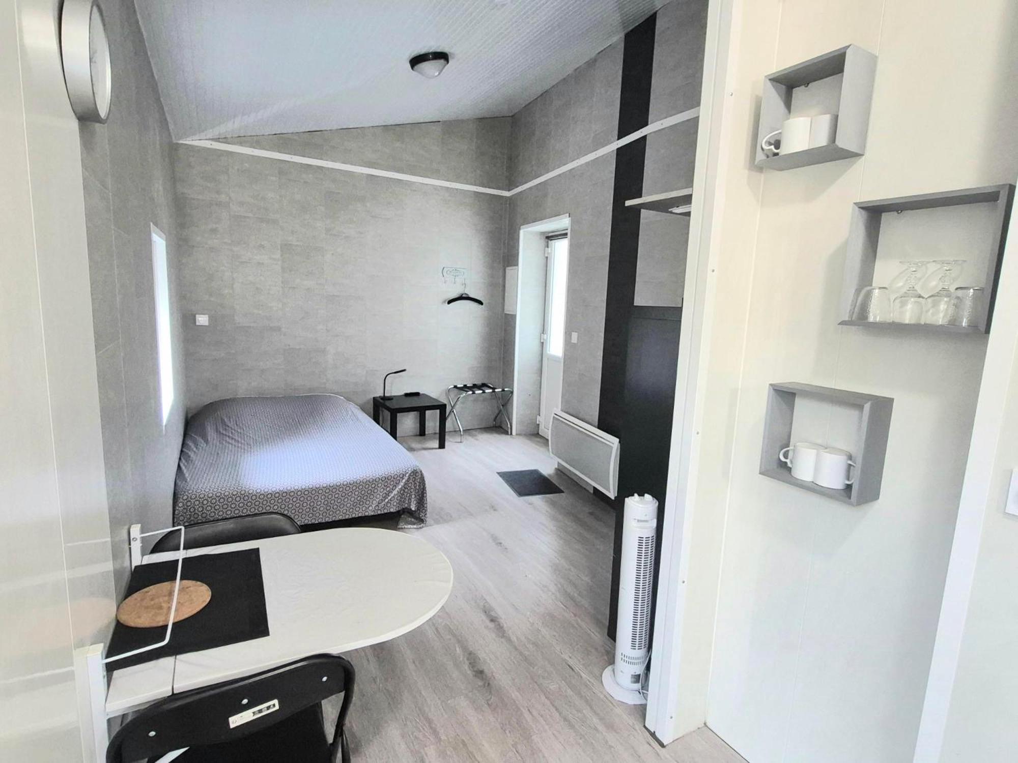 Studio Des Lacs - 2 Pers - Centre-Ville Brassac-les-Mines Ngoại thất bức ảnh
